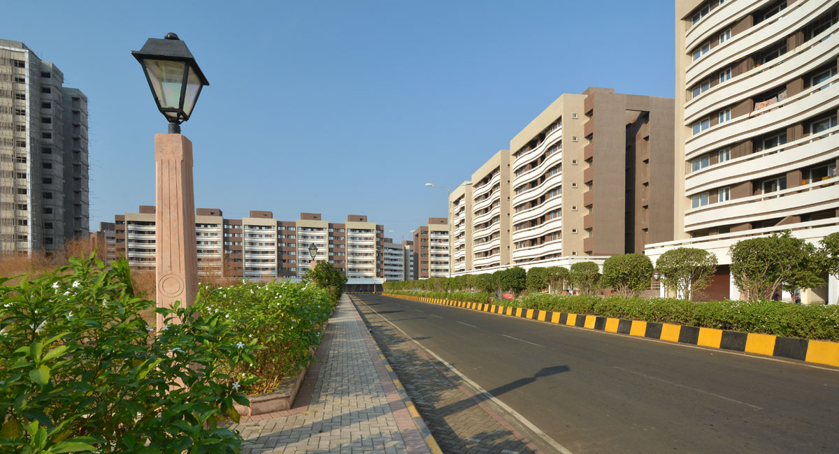 Rustomjee Global City